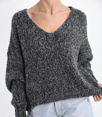 V-Ausschnitt Strickpullover aus Mohair - Grau